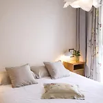 Hotel *
