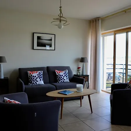 Beautiful Sea View 66m2 With Terrace Apartment